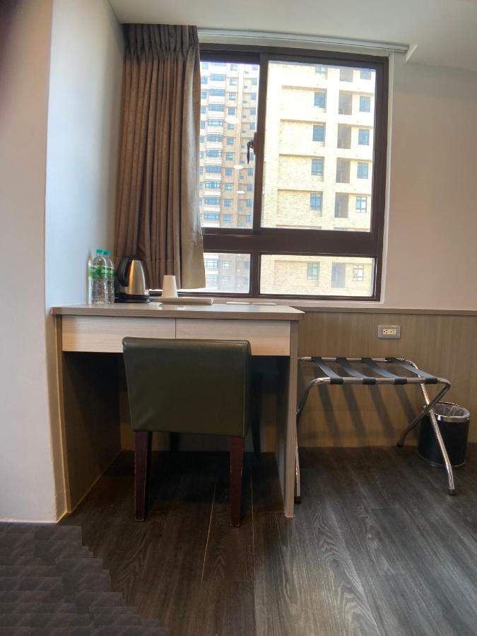 Bonjour Hotel Đài Trung Ngoại thất bức ảnh