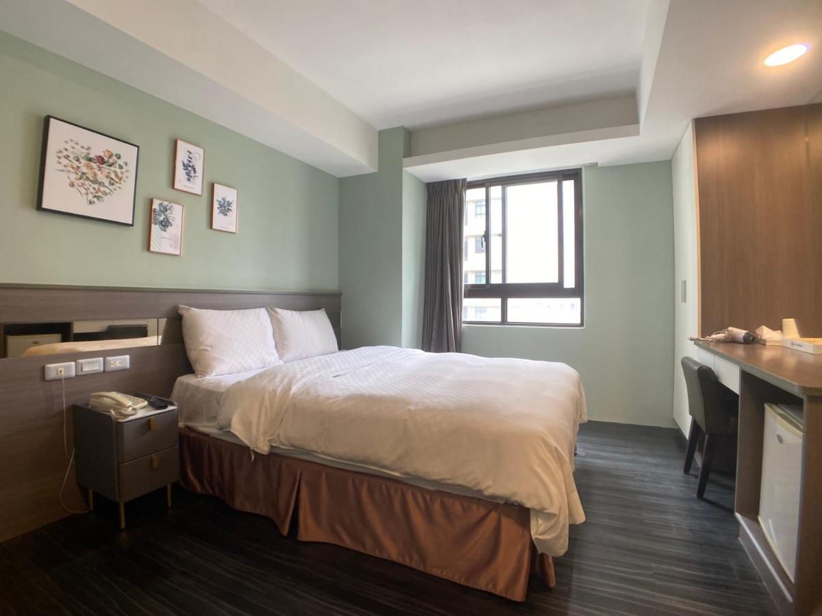 Bonjour Hotel Đài Trung Ngoại thất bức ảnh