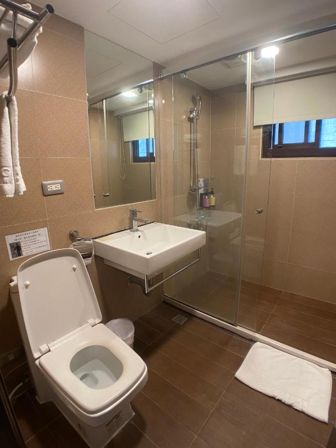 Bonjour Hotel Đài Trung Ngoại thất bức ảnh